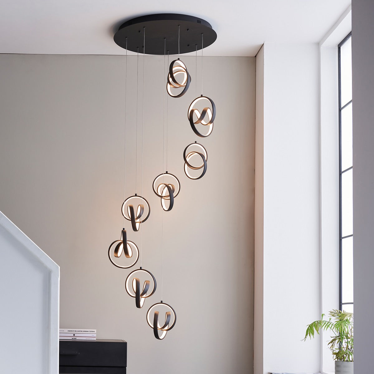 Cosma 8 Pendant Light - Black