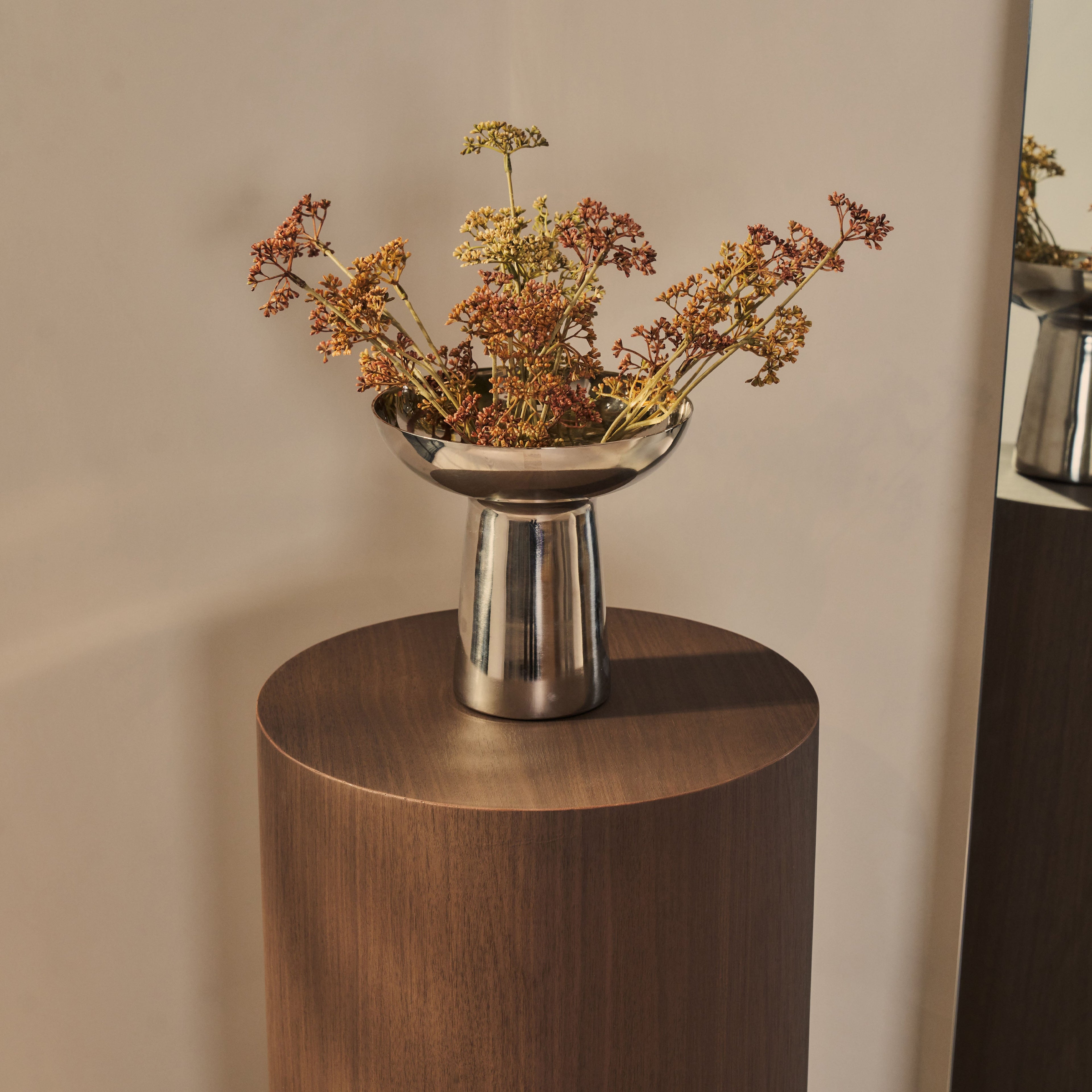 Magna - Dark Wood Wave Plinth