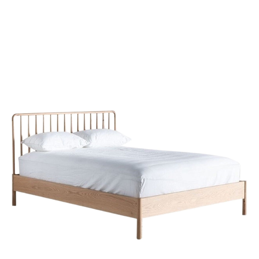 Wycombe Spindle Bed - Natural