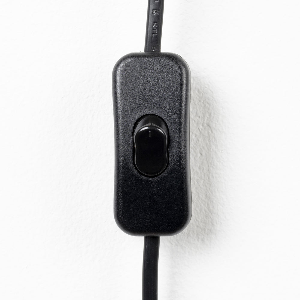 Ake Wall Lamp - Gold