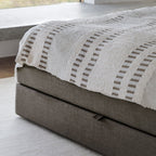 Nilah Double Bed - Smoke