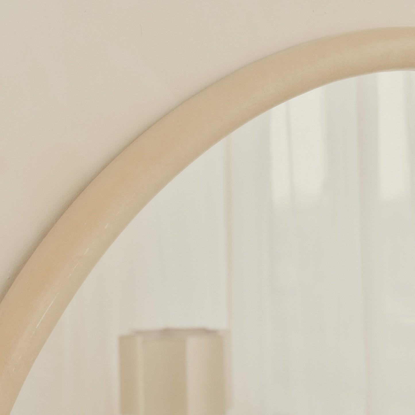 Amora - Large Concrete Round Wall Mirror 100cm x 100cm