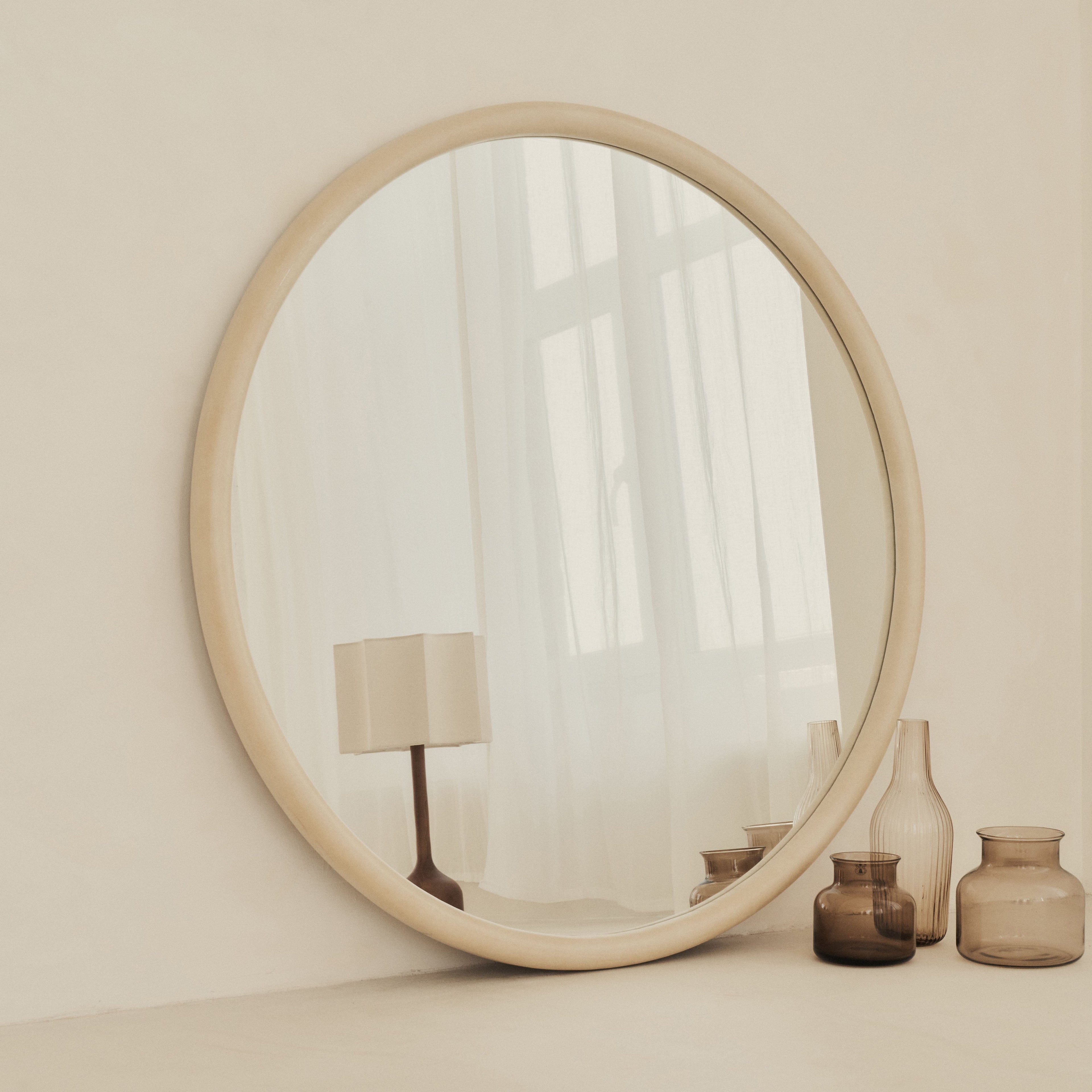 Amora - Large Concrete Round Wall Mirror 100cm x 100cm