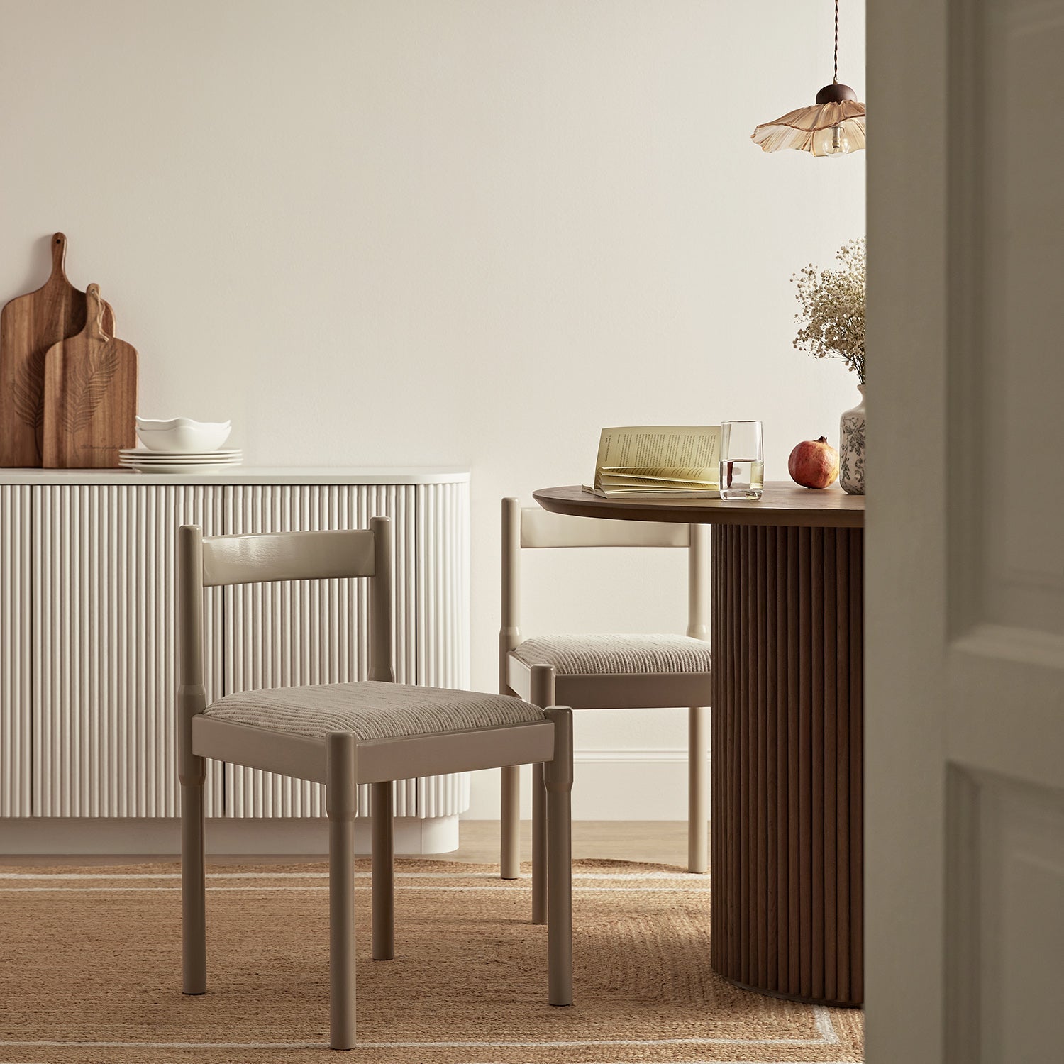 Minley 2-in-1 Dining Chair, Light Taupe High Gloss