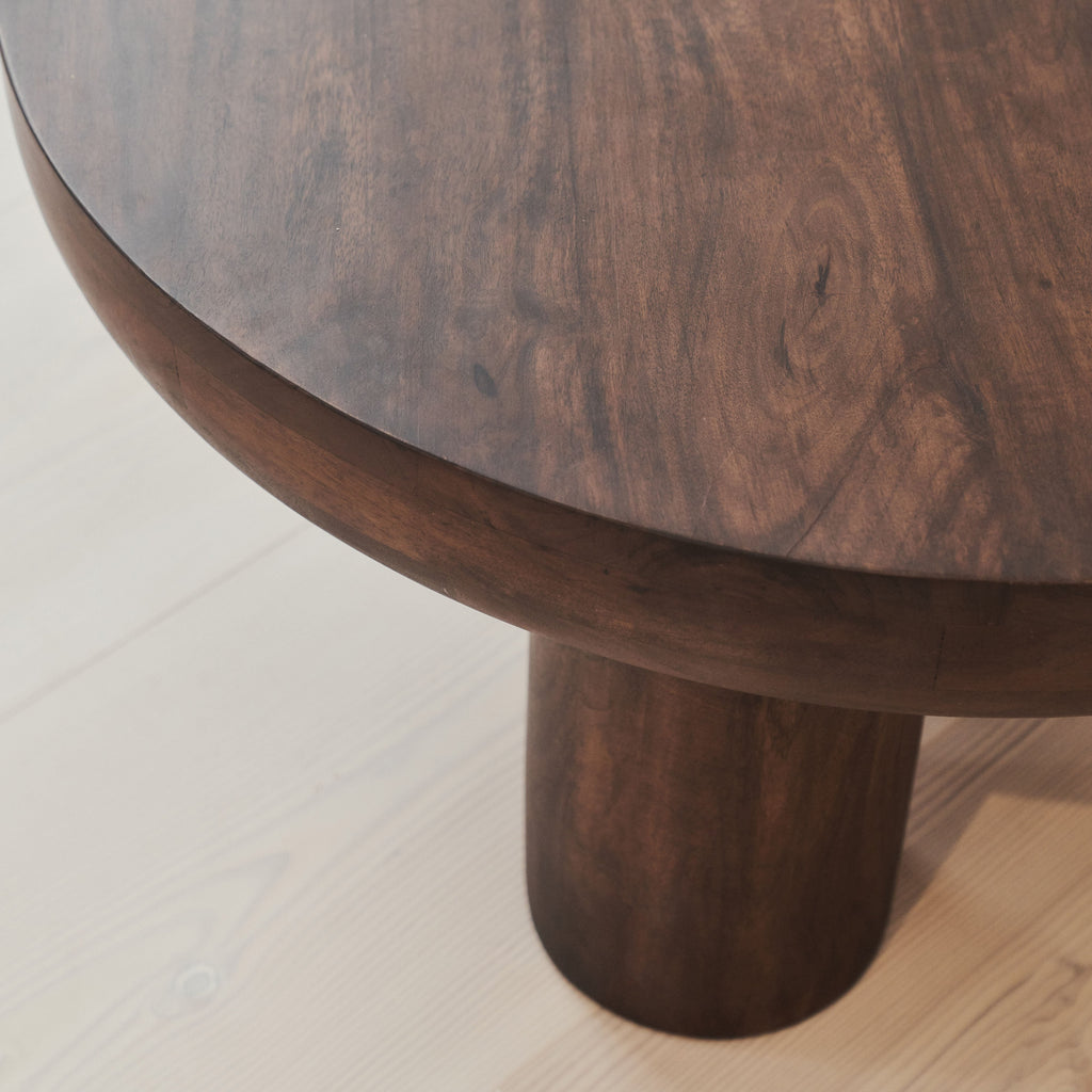 Vermont - Dark Wood Premium Round Coffee Table