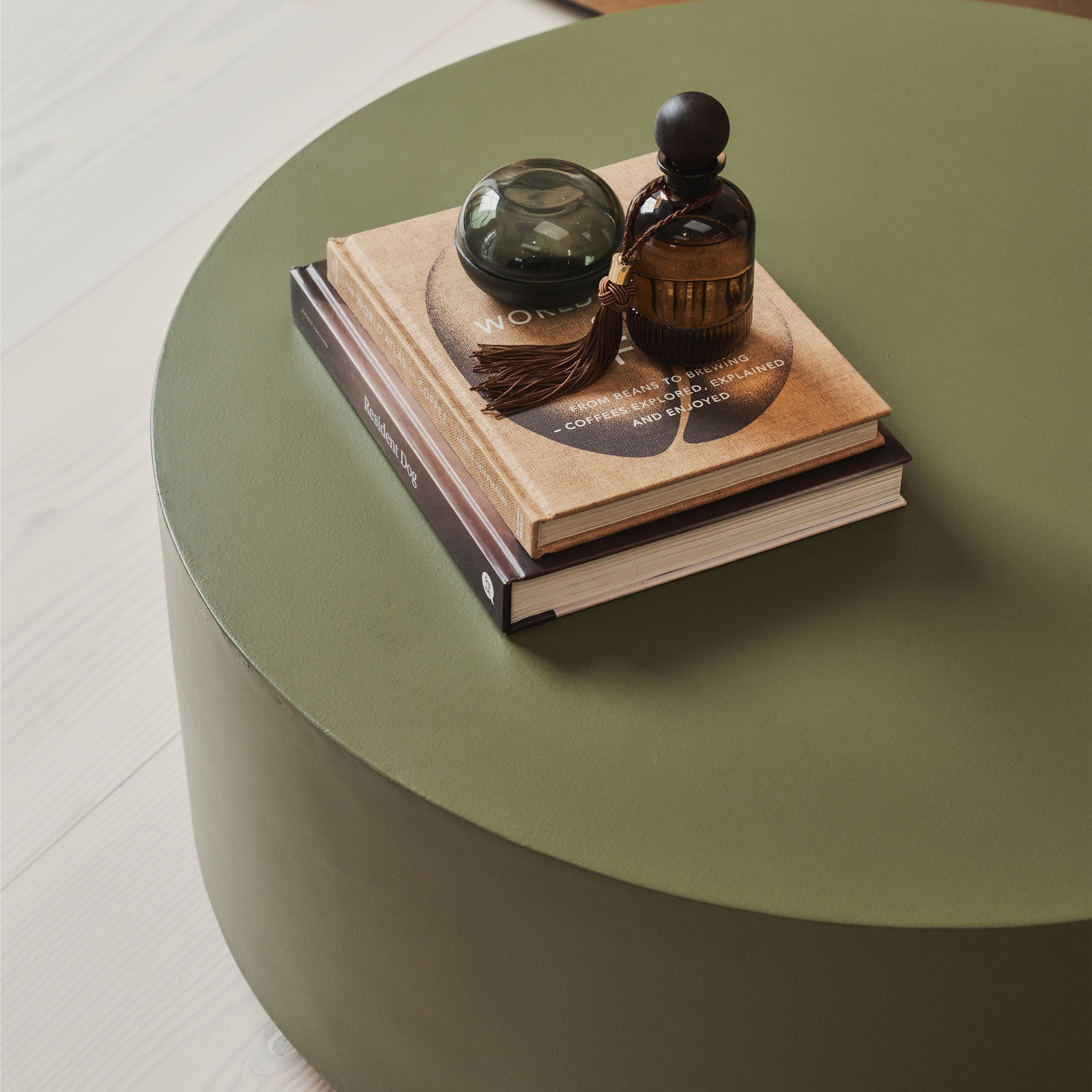 Angelo - Minimal Olive Round Coffee Table Large
