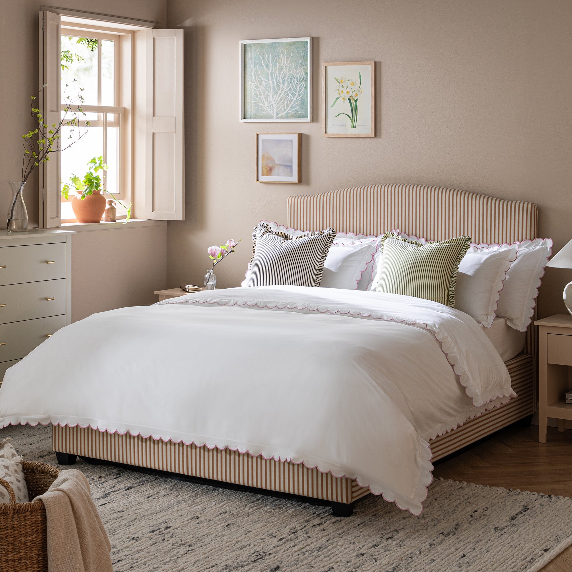 Chilworth Upholstered Ottoman Storage Bed, Ochre Stripe Linen Blend