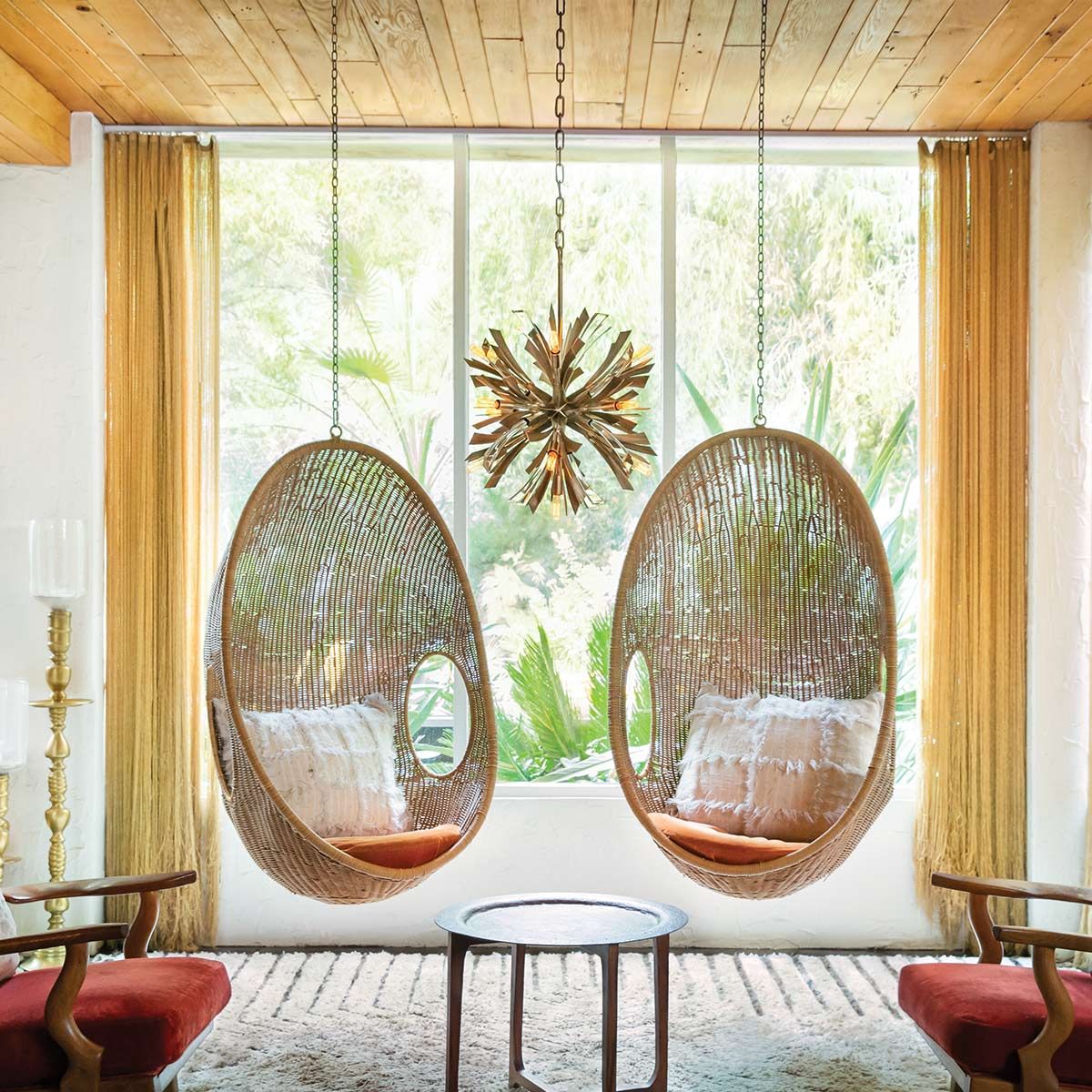 Vida 13 Light Small Pendant Light