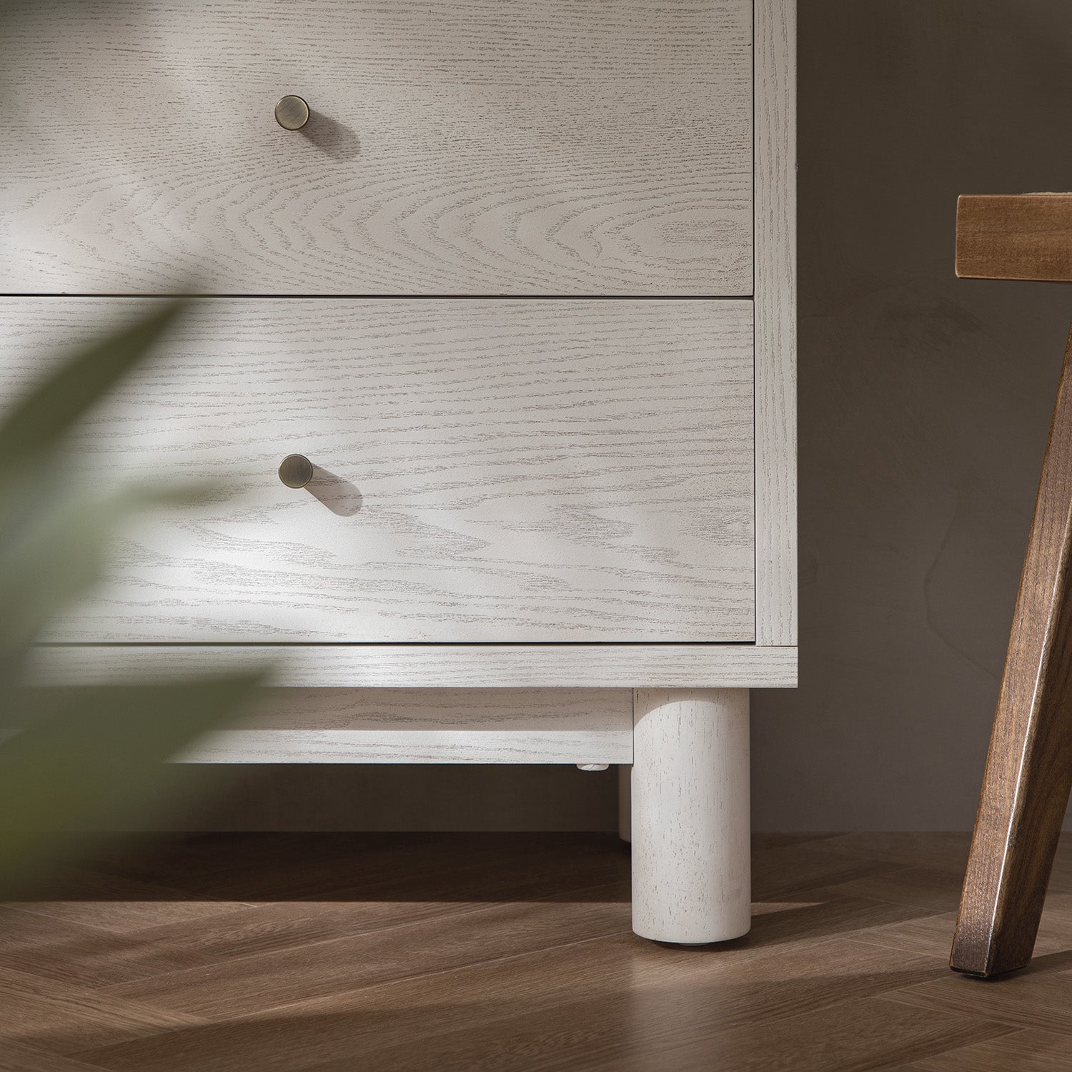 Maude 9 Drawer Chest, Washed White Ash