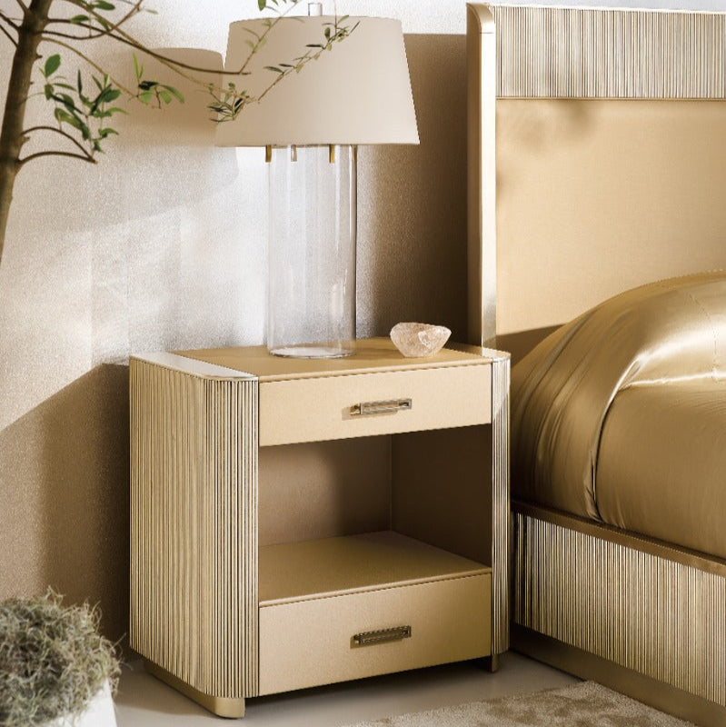 Love-Ly! Bedside Table - Oracle